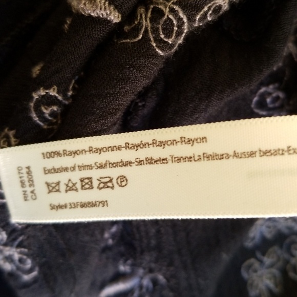 Free People dress. 🌸 - Picture 7 of 8